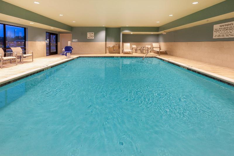 Holiday Inn Express & Suites Brunswick Harpers Ferry Area by IHG - photo 47