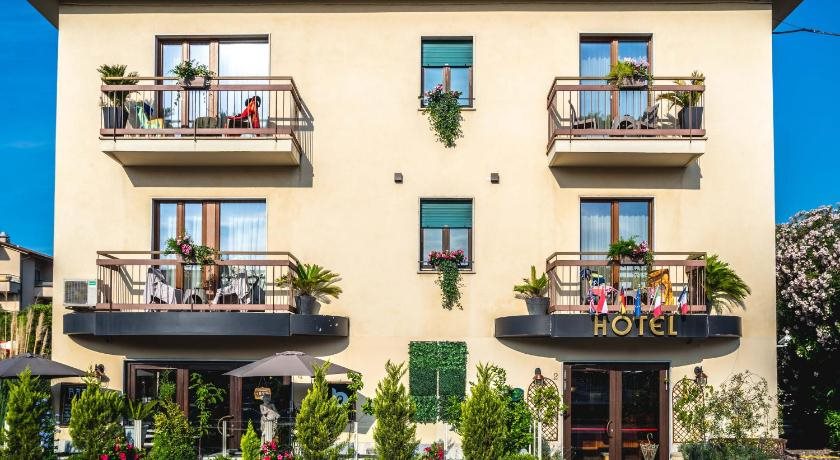 B City Hotel Bardolino in Bardolino, Italy