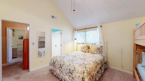 704 Queens Grant - photo 17