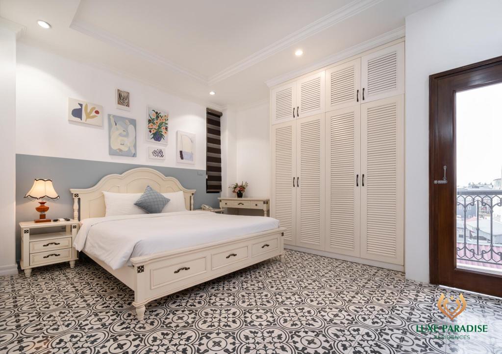 Luxe Paradise Suites Hotel Dich Vong Hau — 4-Star Luxury Hotel in Hanoi, Vietnam