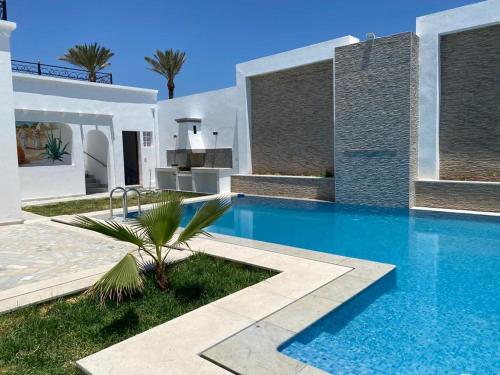 La casa blanca — 4-Star Luxury Hotel in Houmt El Souk, Tunisia