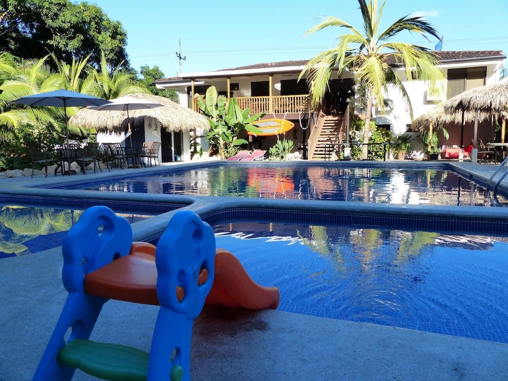 Costa Del Sol - carbon neutral hotel in Jaco