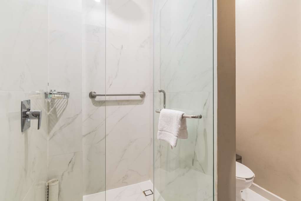 Premium Double Bath