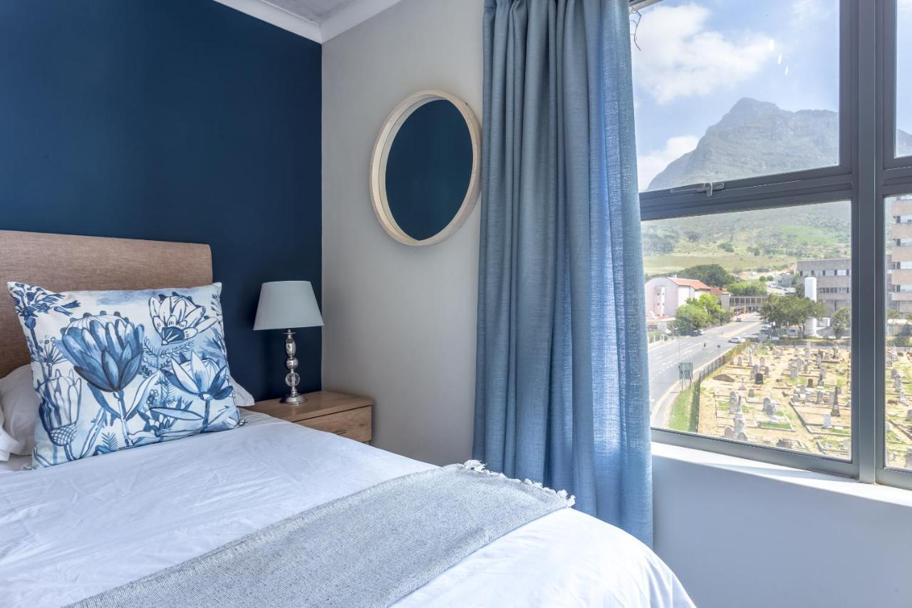 The Paragon Kahlua Modern Open Plan Centrally Located