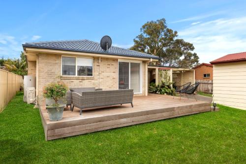 Wagtails Pet Friendly 10 Mins Walk to Beach — 4-Star Luxury Hotel in Culburra Beach, Australia