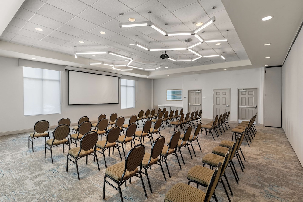 Hilton Garden Inn Atlanta East Stonecrest - photo 51