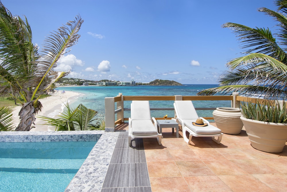 Bell’Mare by Island Properties Online in Unknown City, Sint Maarten