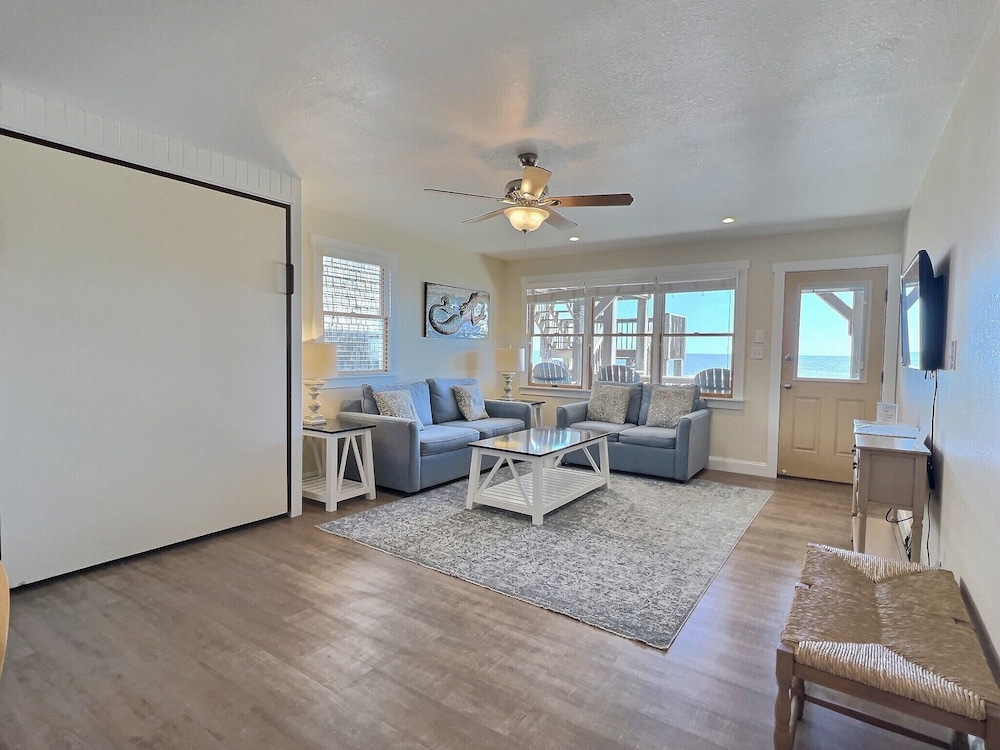 Lighthouse View Oceanfront Lodging - photo 40