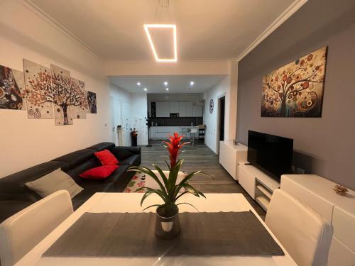 Monteverde Come A Casa Home — 4-Star Luxury Hotel in Rome, Italy