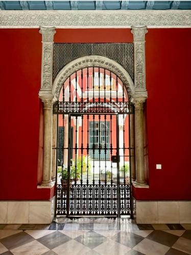 Casa Palacio DoA a Guiomar — 4-Star Luxury Hotel in Sevilla, Spain