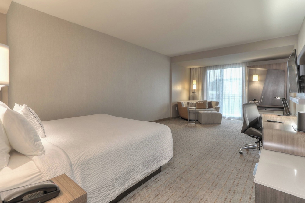 Courtyard by Marriott Pigeon Forge - photo 77