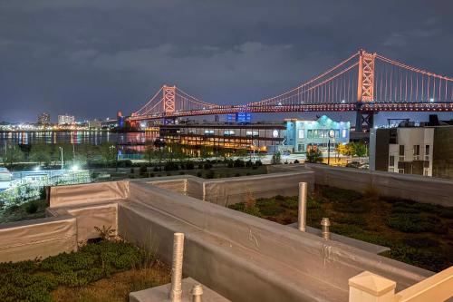 1 Mi to Old Town Philadelphia Townhome with Patio in Philadelphia, United States