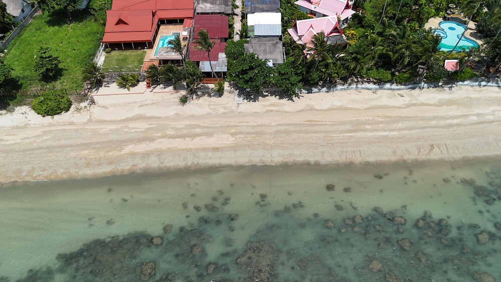Oceanfront Villa at Bang po Beach Koh Rooms — 4-Star Luxury Hotel in Koh Samui, Thailand