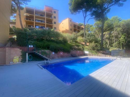 Mon Repos Bloc 3 Atic 1 — 4-Star Luxury Hotel in Palafrugell, Spain