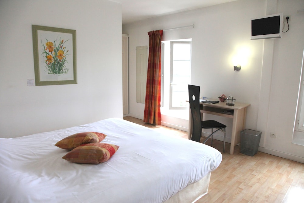 Le Continental Hotel in Condom, France