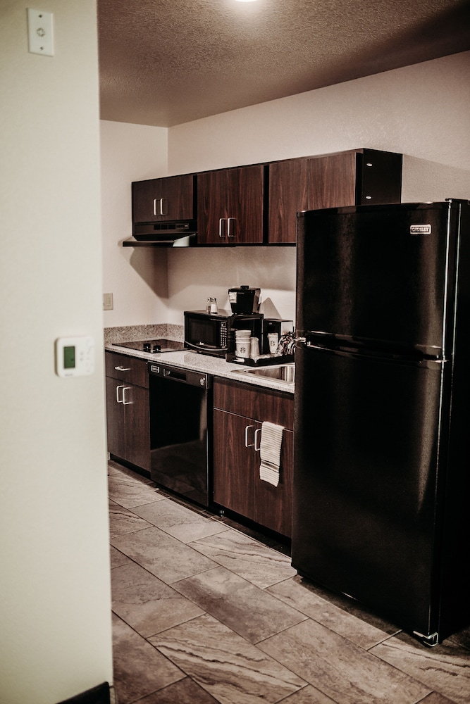 Cobblestone Hotel & Suites International Falls - photo 14