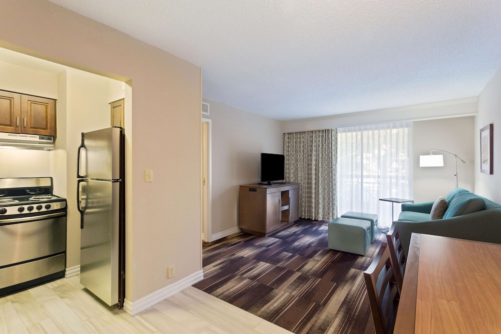 Hampton Inn & Suites Atlanta Duluth Gwinnett County - photo 17