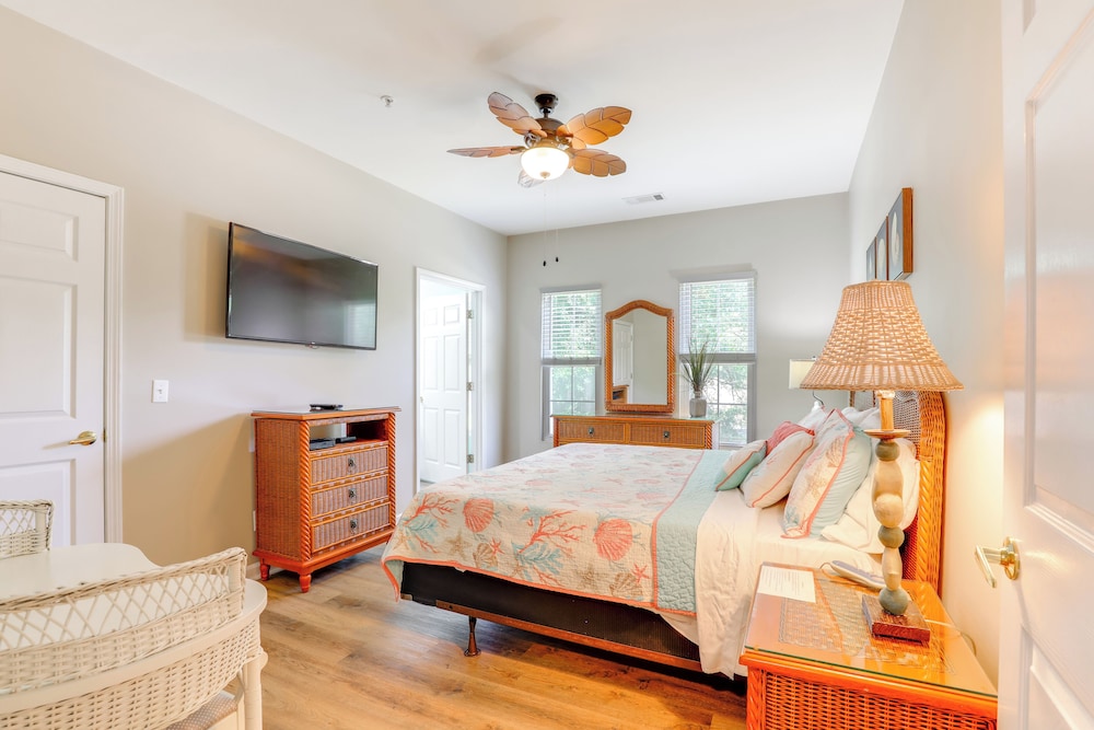 Less Than 2 Mi to Beach Savannah Shores Resort Condo - photo 13