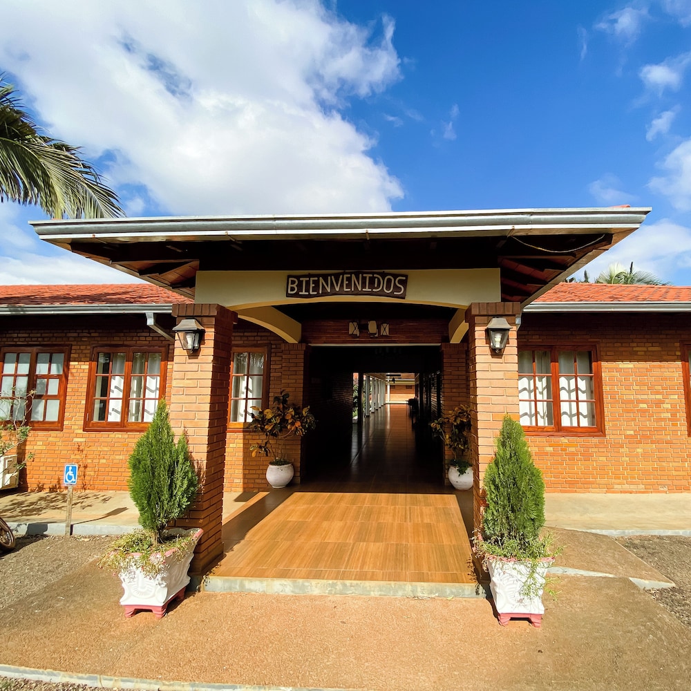 Hotel Puma — 4-Star Luxury Hotel in Doctor Juan Leon Mallorquin, Paraguay