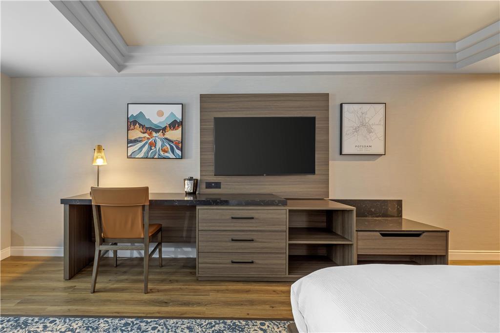 Best Western Potsdam University Park Inn - photo 23