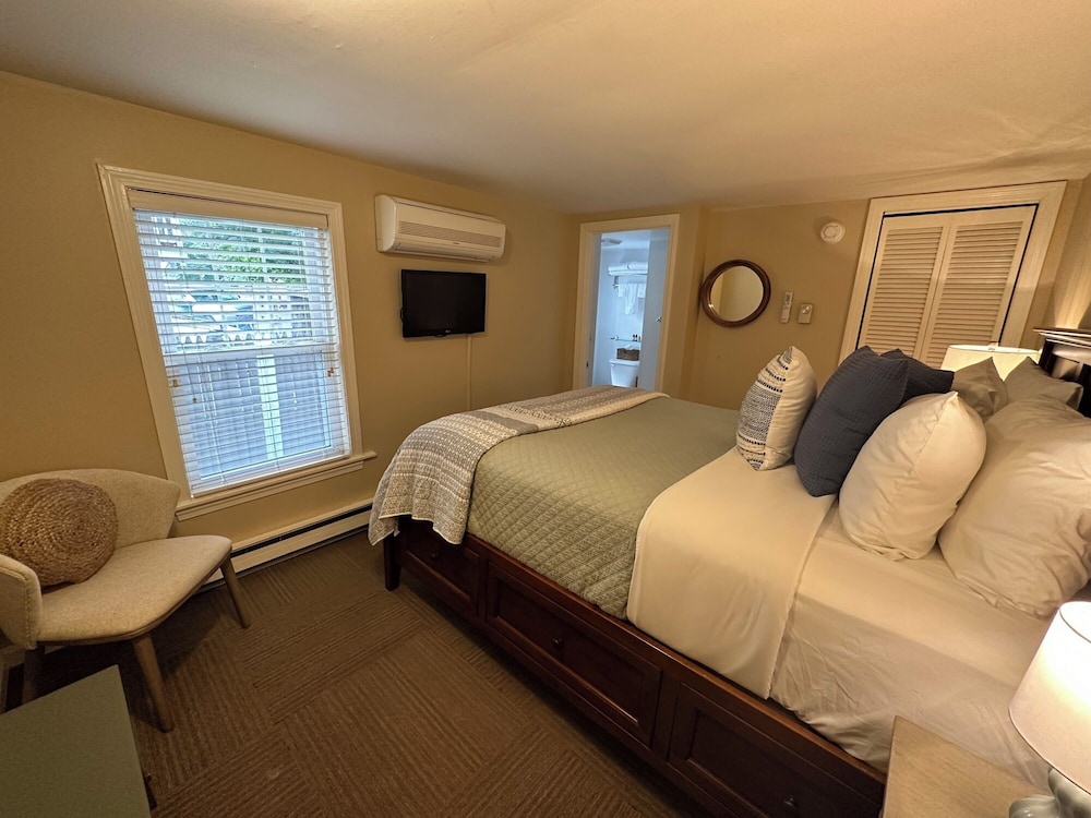 Inn on Shore Road - photo 39