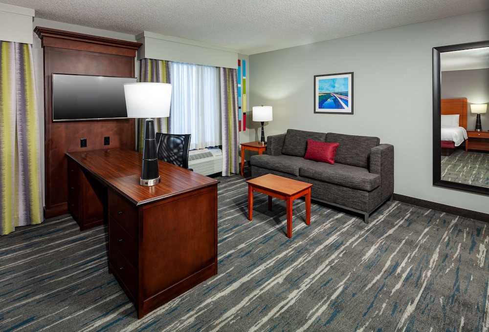 Hampton Inn & Suites Mobile I 65@ Airport Blvd - photo 9
