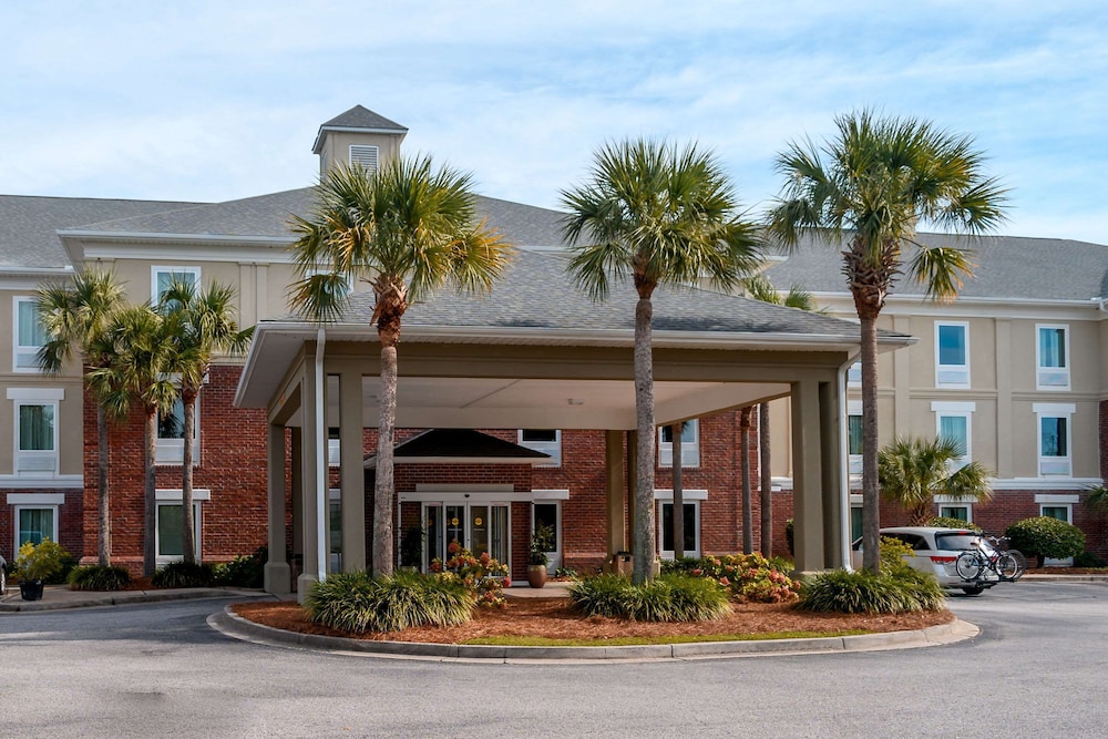 Comfort Inn & Suites Patriots Point in Mount Pleasant, United States