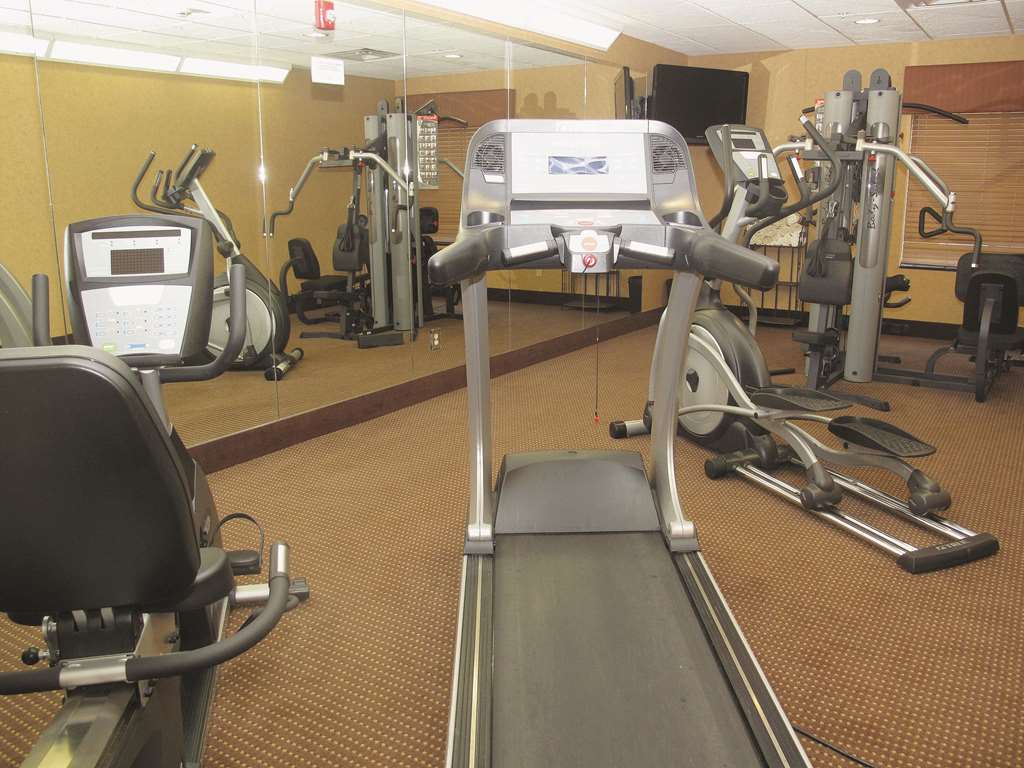 La Quinta Inn & Suites by Wyndham Lawton Fort Sill - photo 9