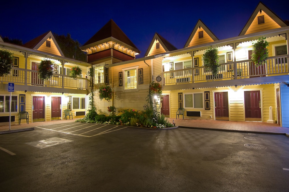 Silverton Inn & Suites - photo 33