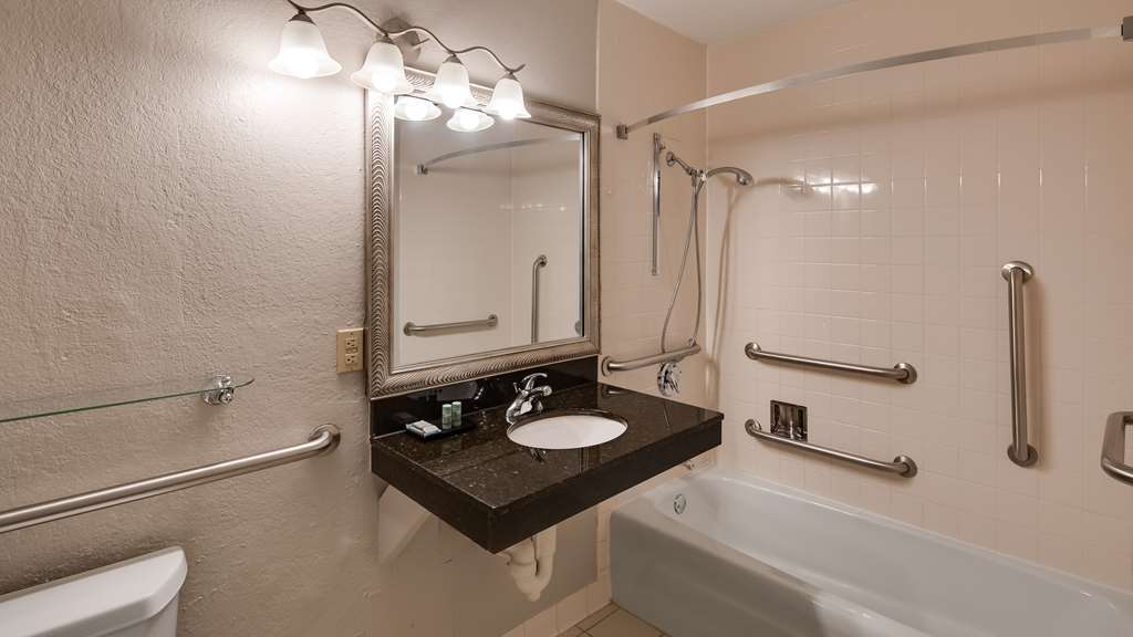Best Western Tomah Hotel - photo 24