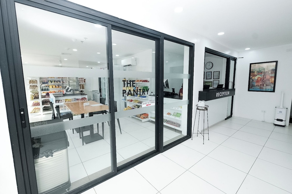 Rosey Hotel in Cabanatuan City, Philippines