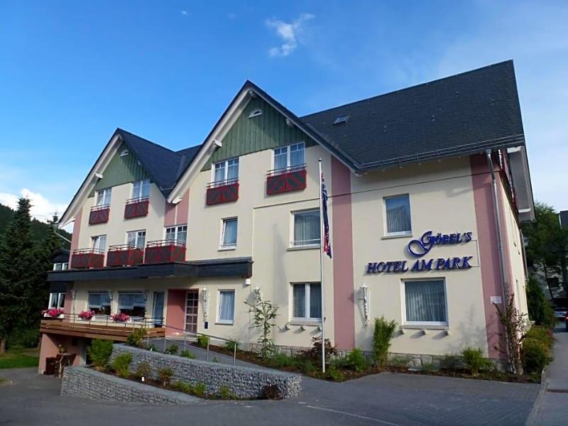 Gv Bel S Gv Stehaus Hotel Am Park — Willingen