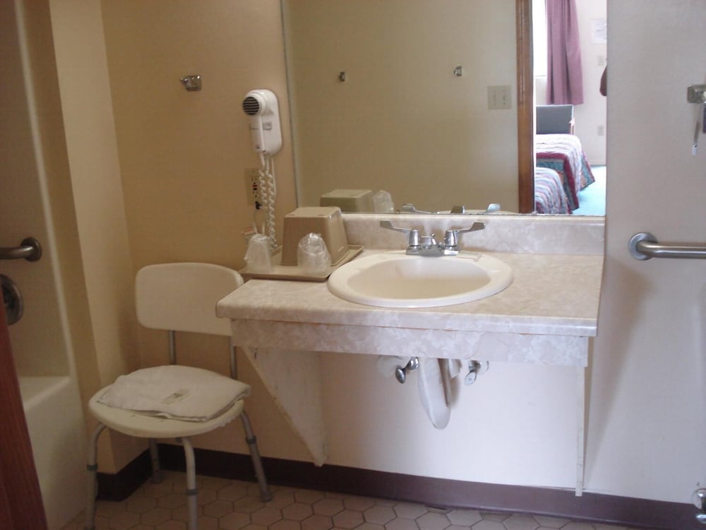 Western Motel of Camilla - photo 23
