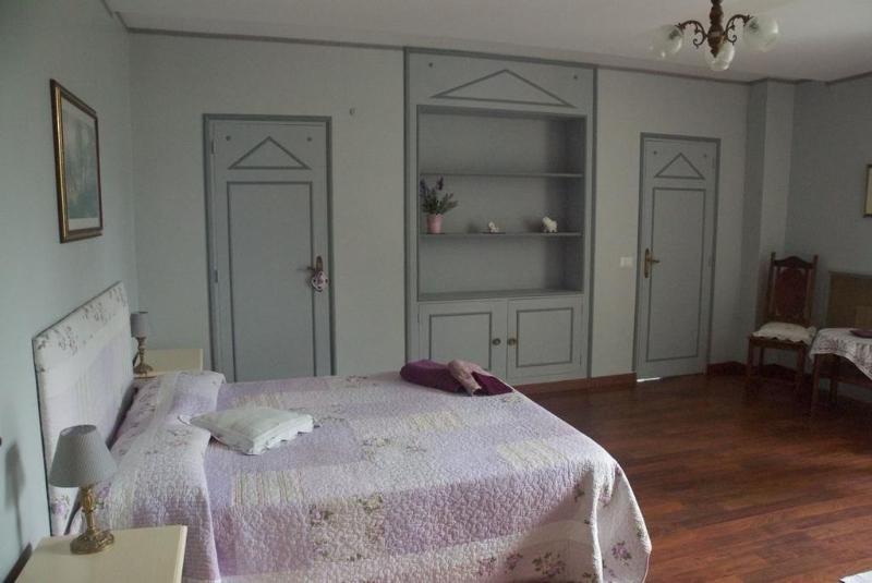 Le Clos Des Ca Dres — La Rochefoucauld — photo 2