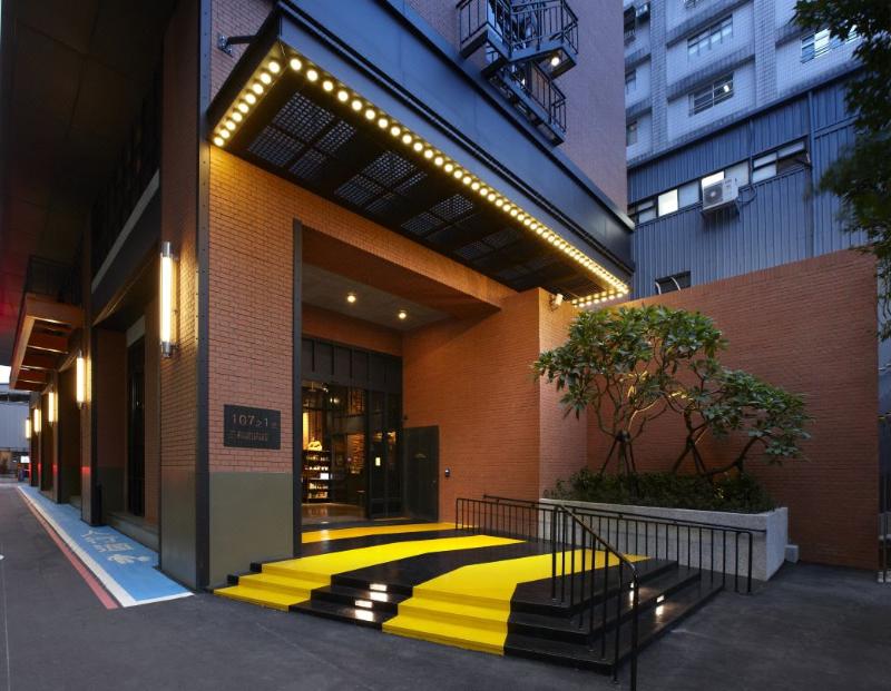 Just Sleep Sanchong — 4-Star Luxury Hotel in Taipei, Republic of China Taiwan