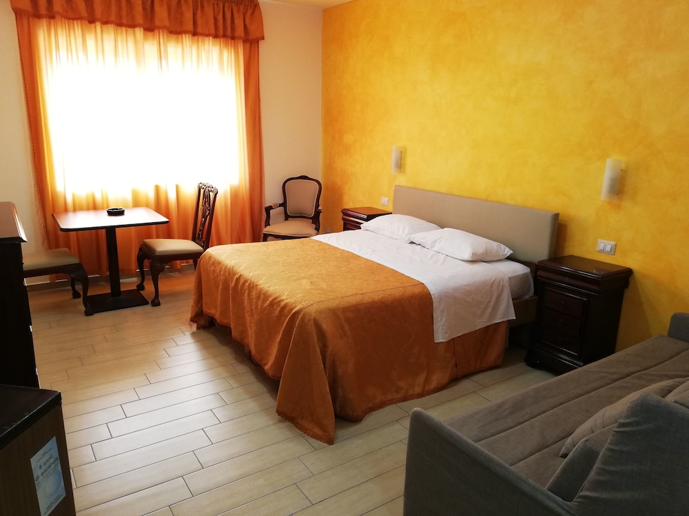 Hotel La Vela — hotel in Boscoreale