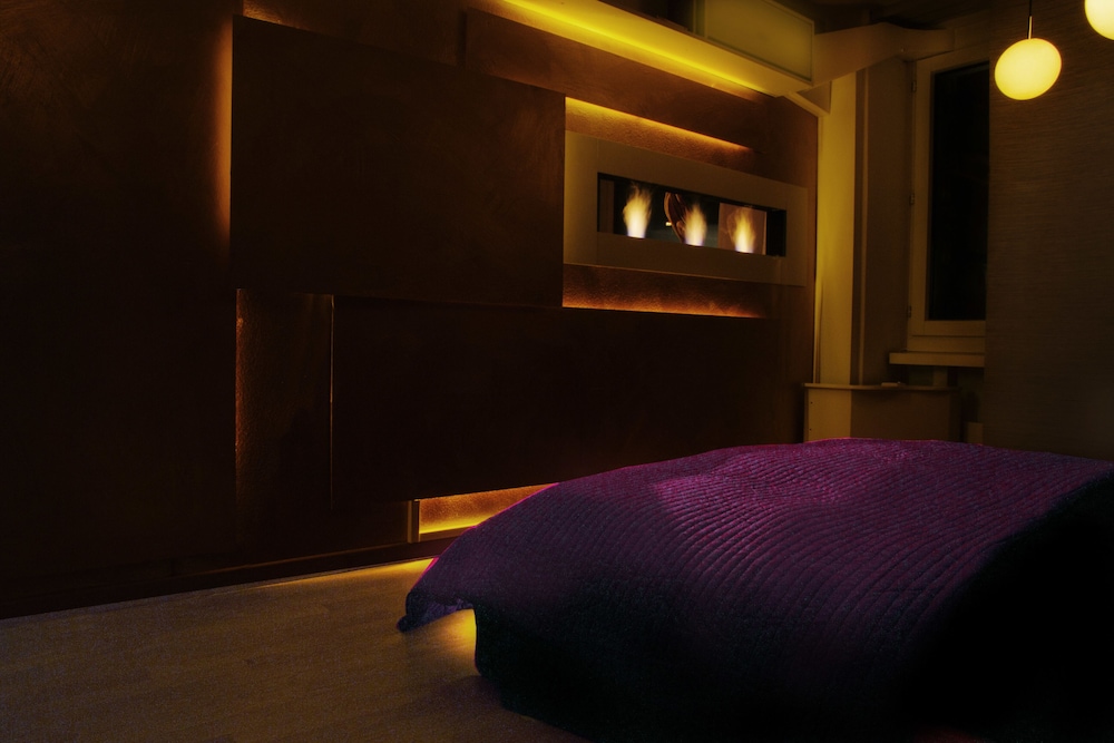 Boutique Apartment Stadium Letzigrund — 4-Star Luxury Hotel in Zurich, Switzerland