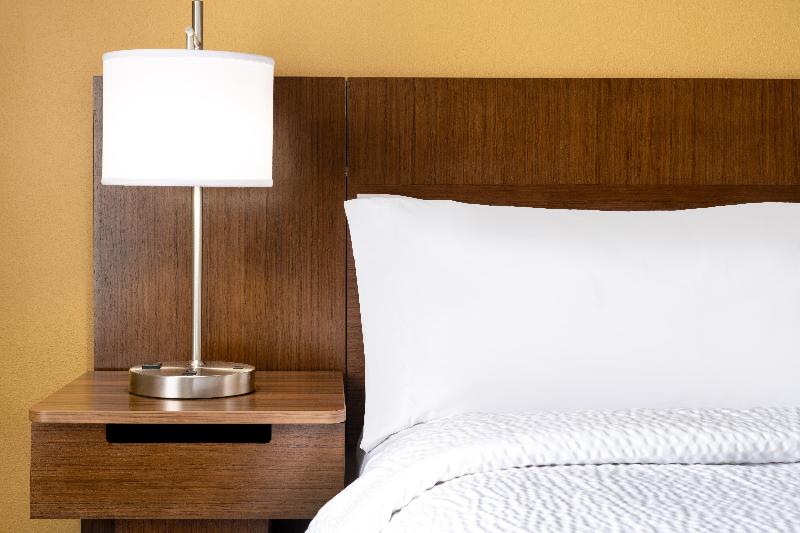 Garner Hotel Wytheville East by IHG - photo 32