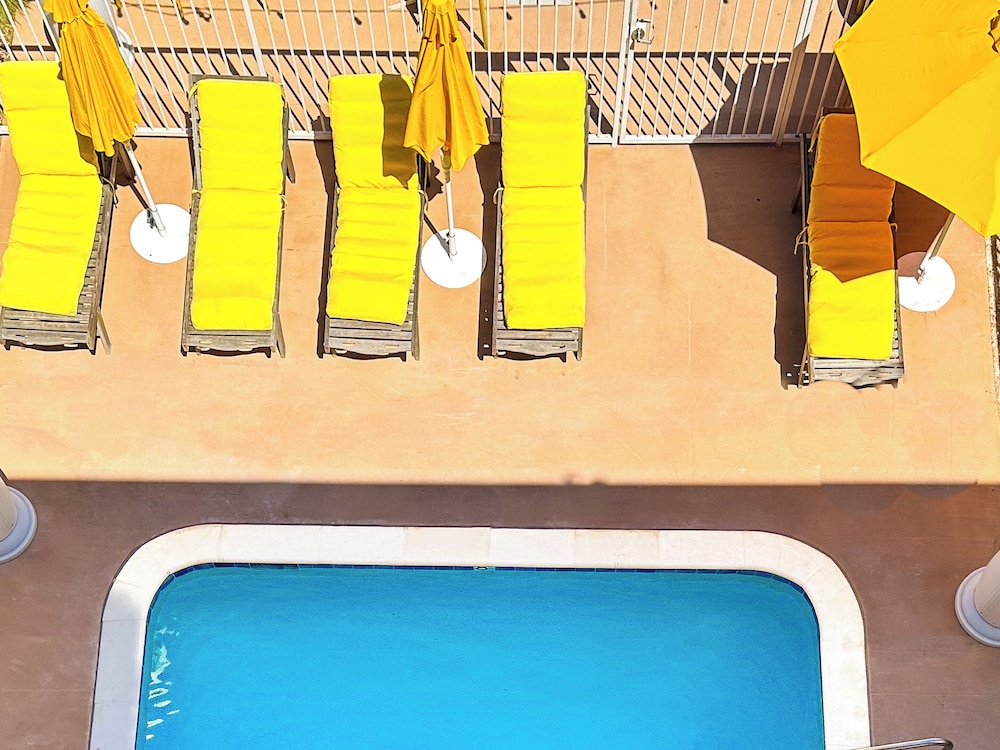 Hotel Del Sol - photo 27