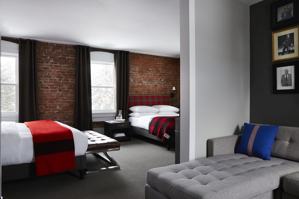 The George - photo 3