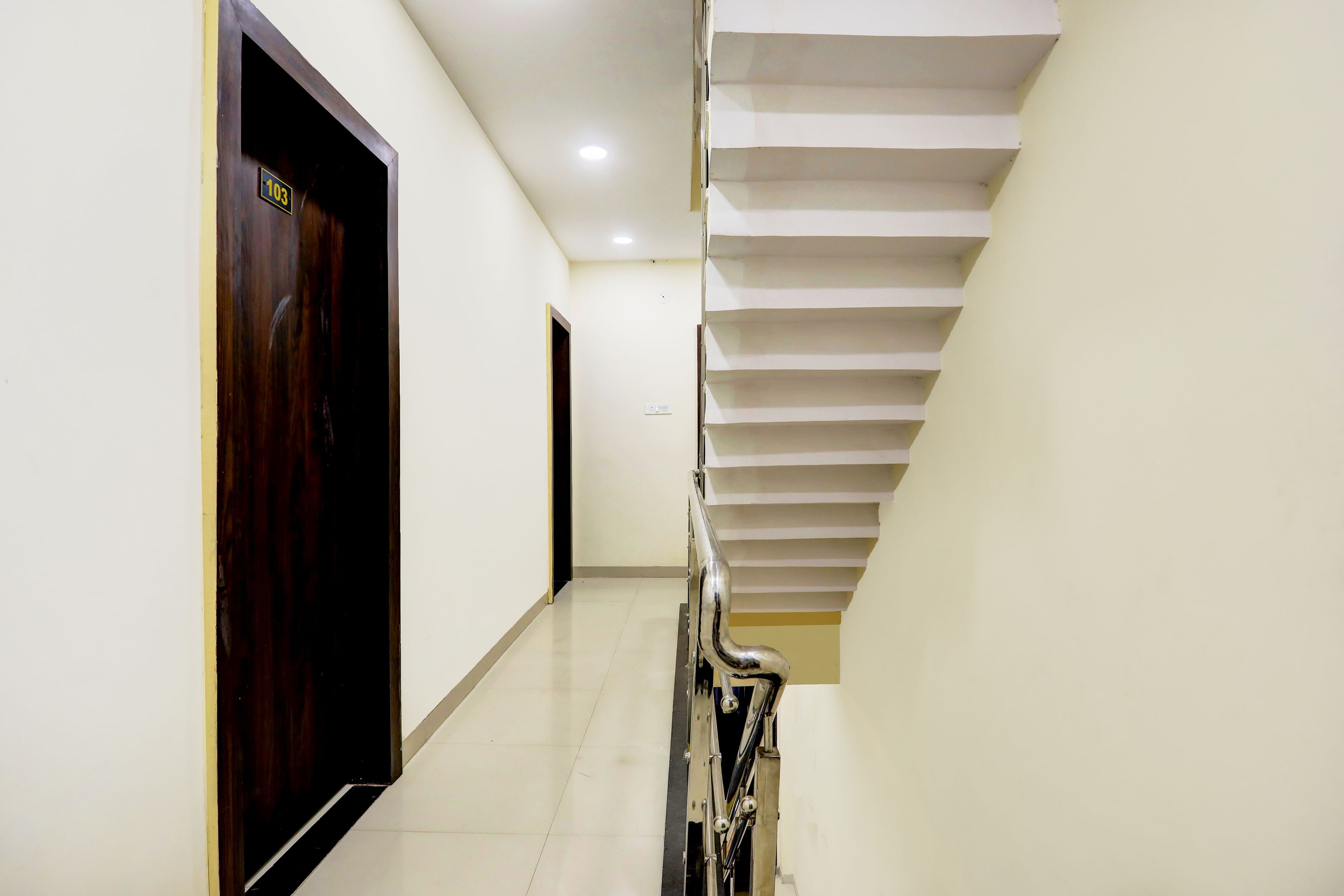 Spot On Hotel Shree Ji — Dewas — photo 2