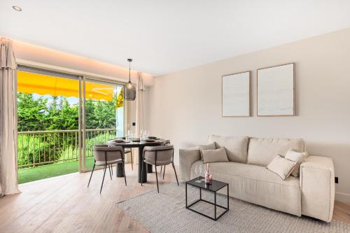 L'oree du Cap Somptueux 2 Pieces Garage Terrasse — hotel in Roquebrune-Cap-Martin