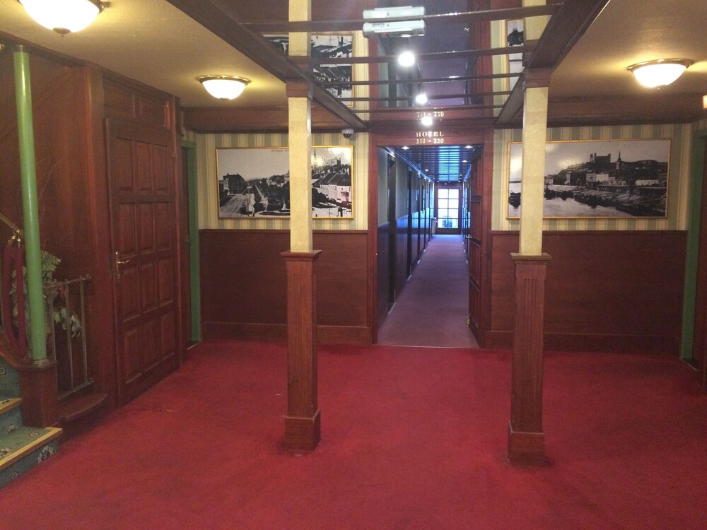 Marina Botel — Bratislava — photo 3