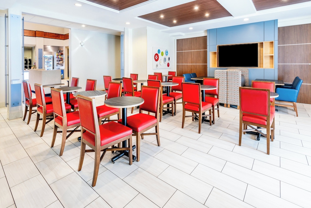 Holiday Inn Express Hotel & Suites Denver North Thornton by IHG - photo 31