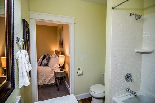 Campbell House Inn - photo 74