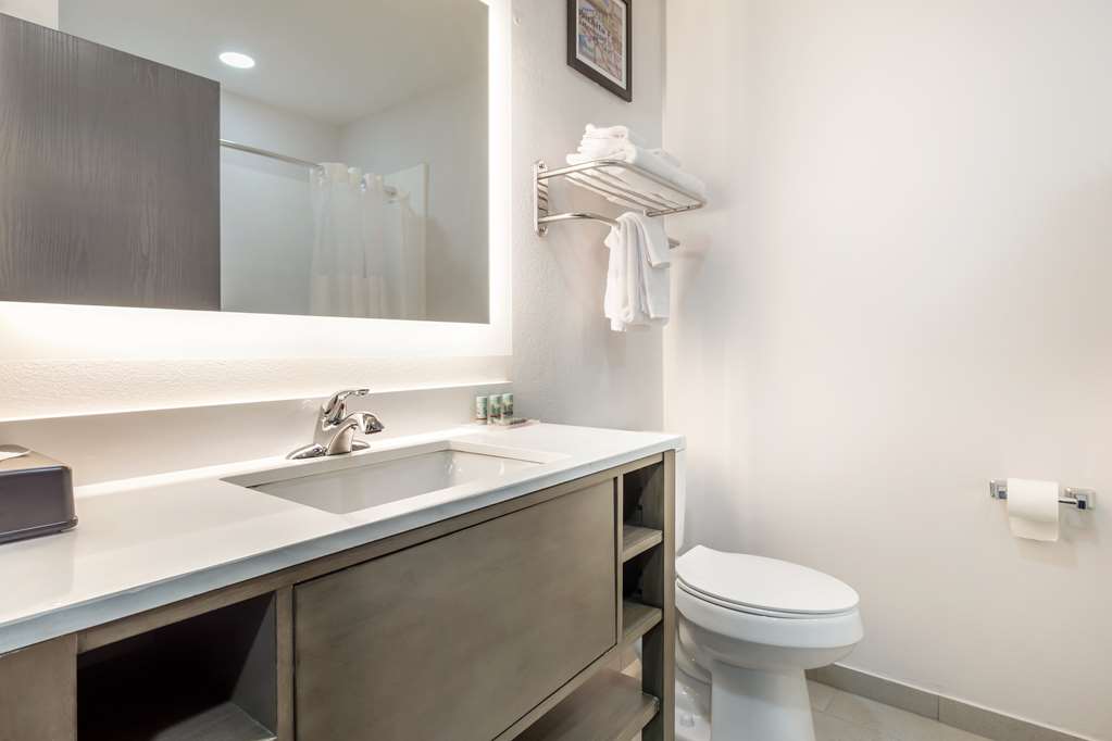 Best Western North Side Inn - photo 12