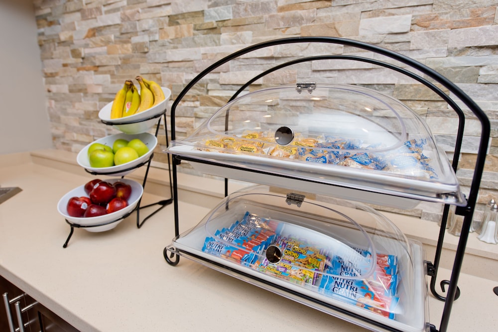 Staybridge Suites Houston Humble Beltway 8 E by IHG - photo 26