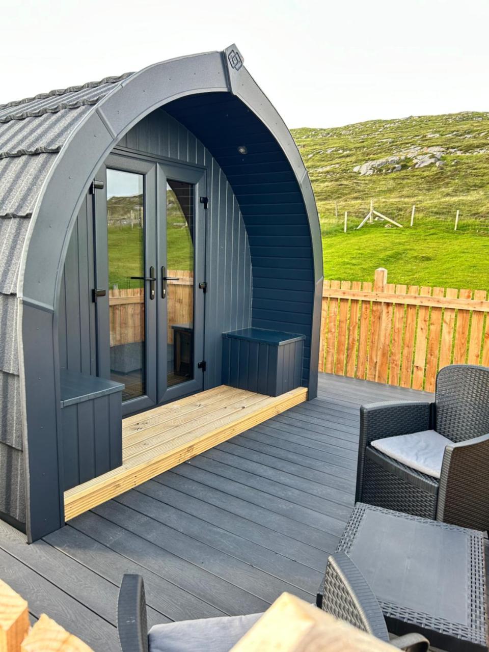Kelleys Pod — Isle Of North Uist