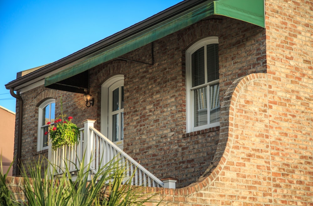 The Inn on West Liberty - photo 51