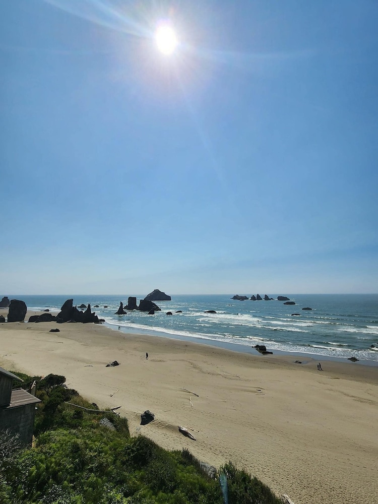 Sunset Oceanfront Lodging - photo 129